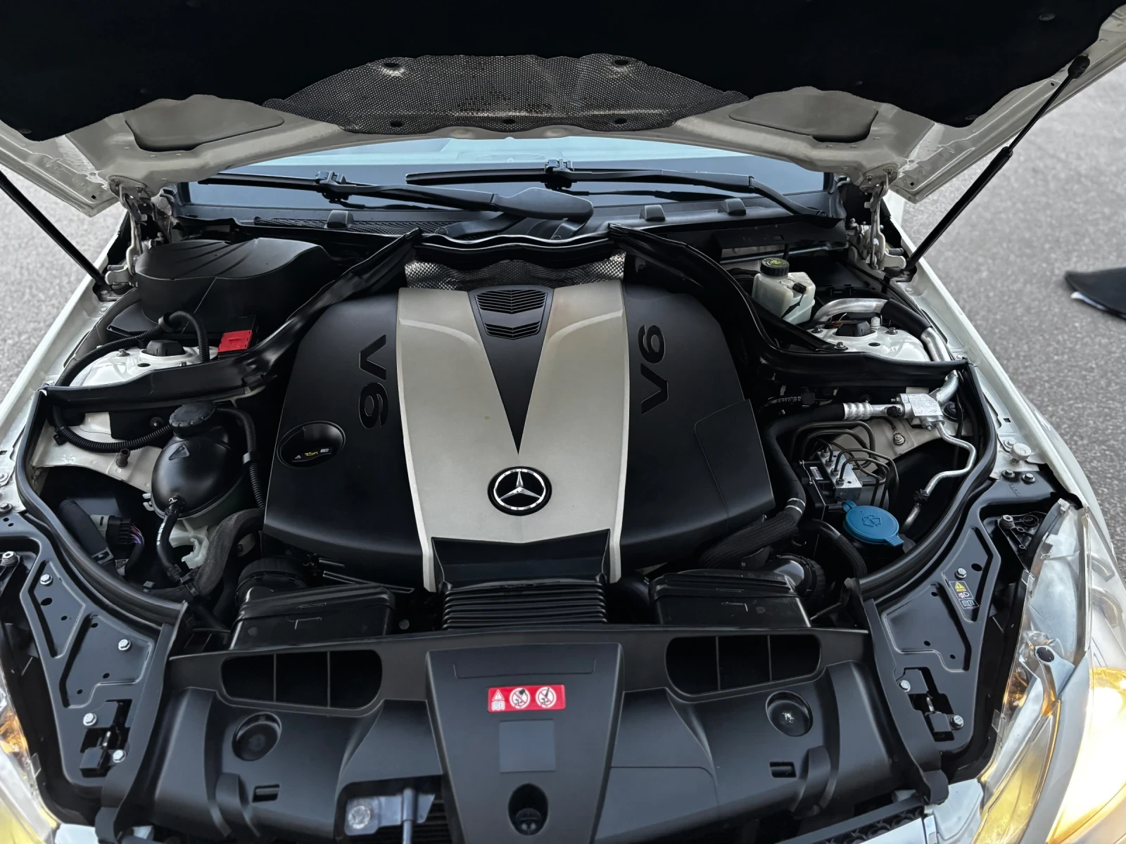 Mercedes-Benz E 350, снимка 15 - Автомобили и джипове - 55467307