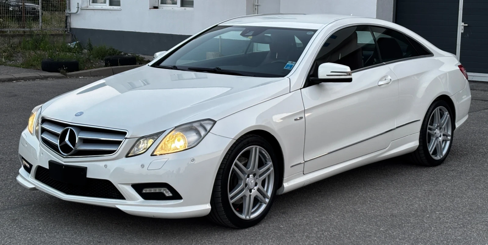 Mercedes-Benz E 350, снимка 2 - Автомобили и джипове - 55467307