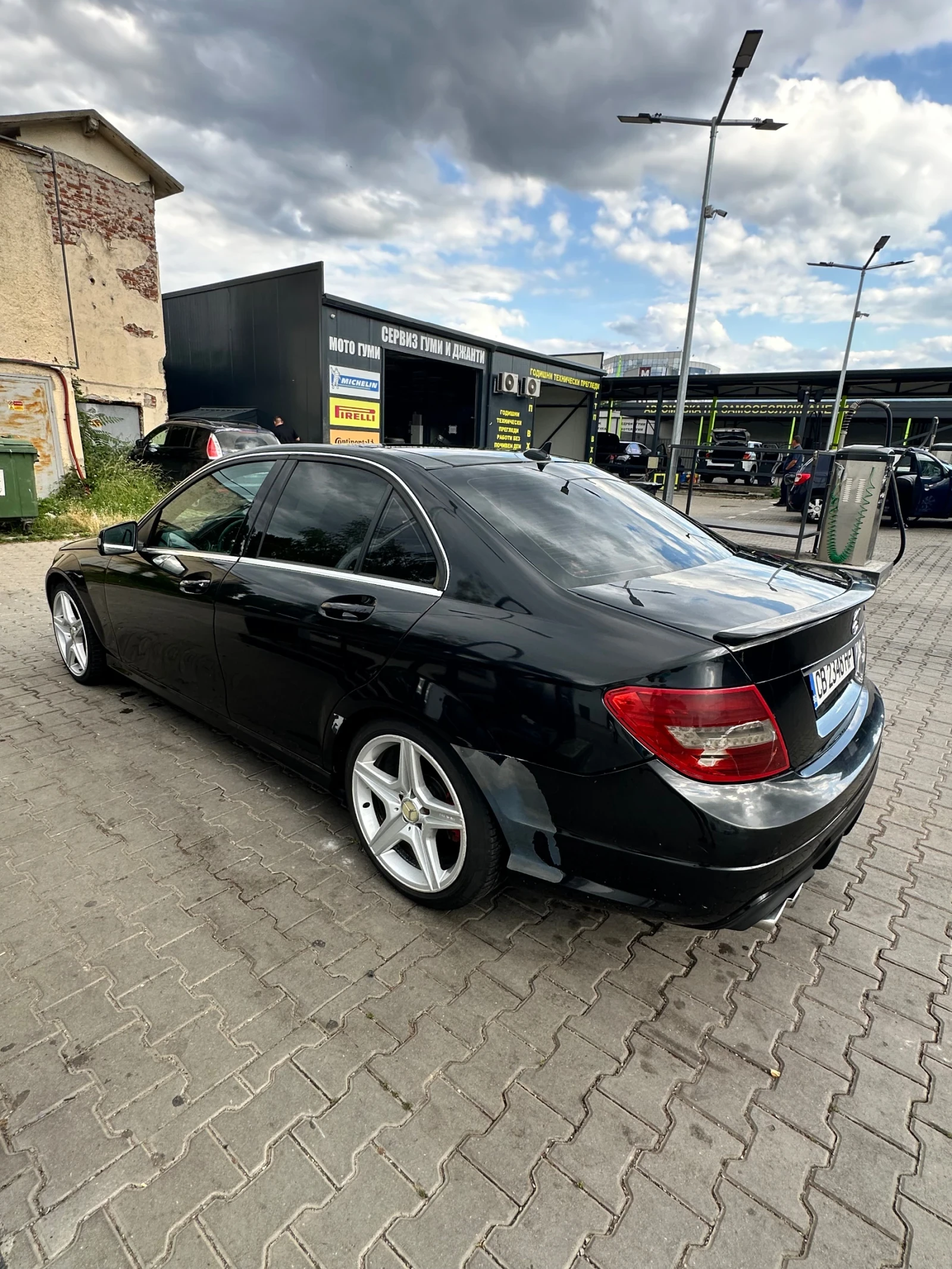 Mercedes-Benz C 350 4-matic, снимка 7 - Автомобили и джипове - 55511843