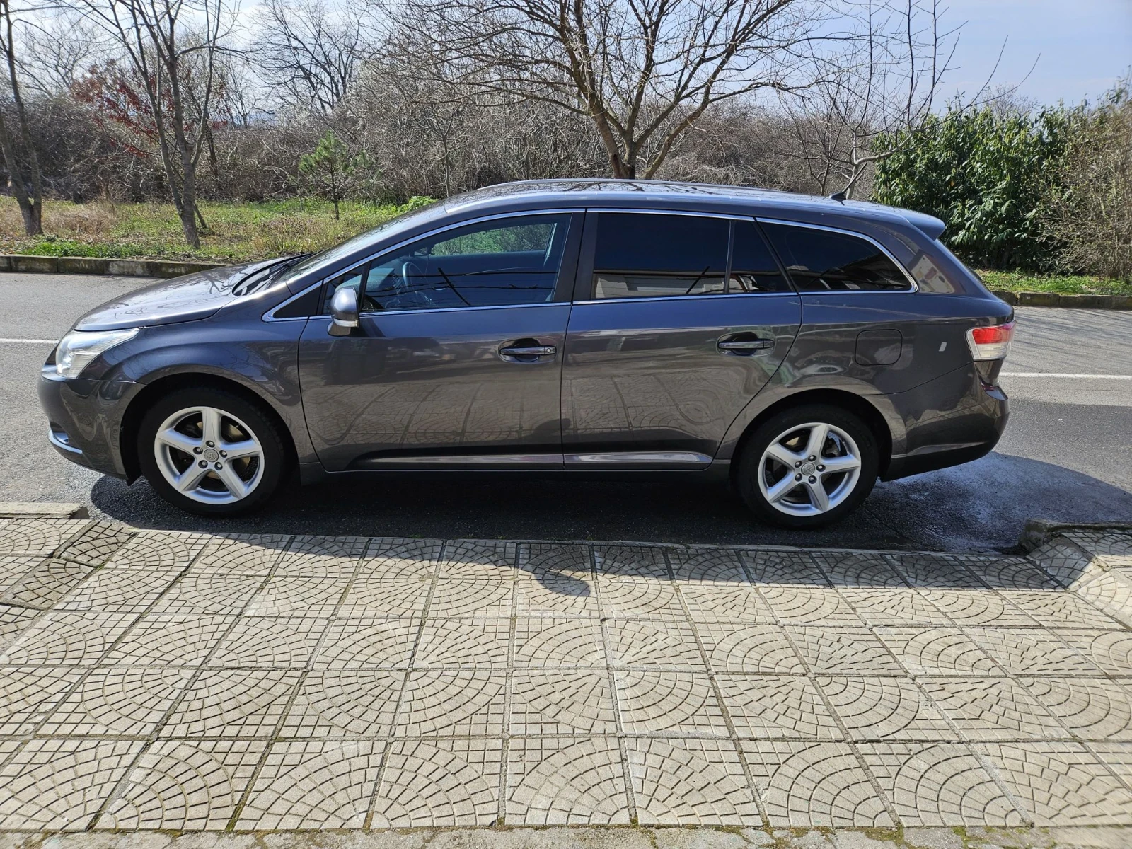Toyota Avensis T27 , снимка 3 - Автомобили и джипове - 55713123