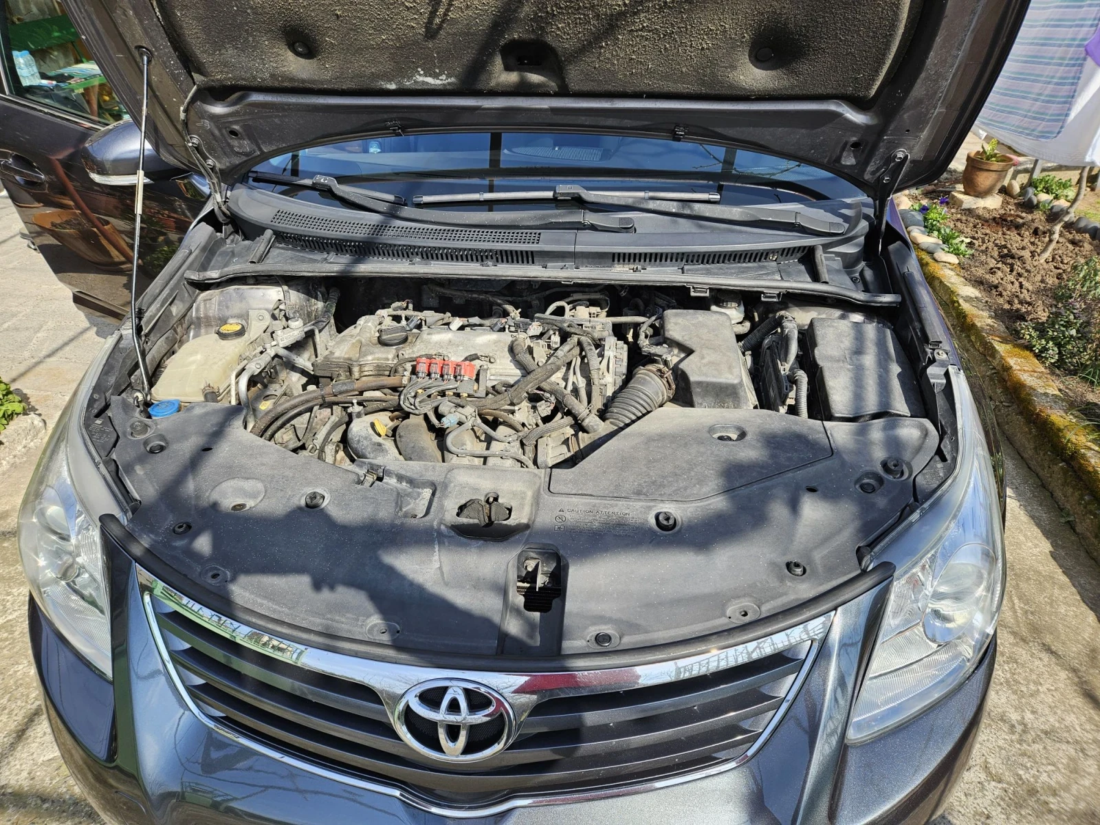 Toyota Avensis T27 , снимка 8 - Автомобили и джипове - 55713123