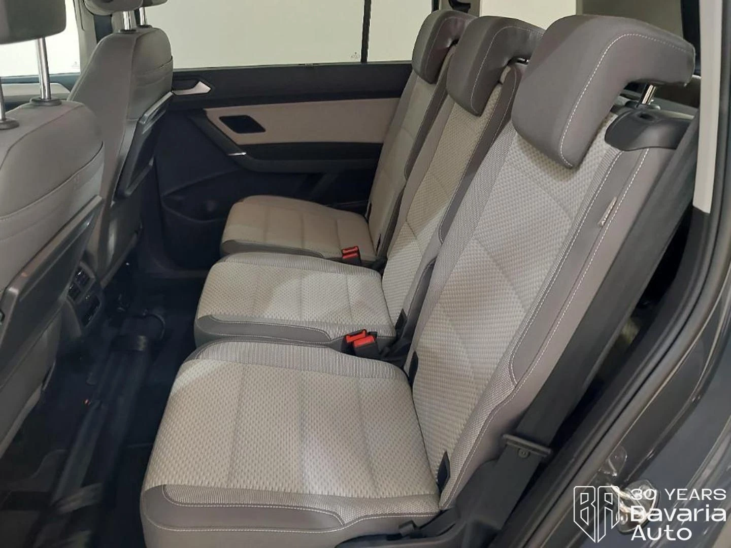 VW Touran Comfortline DSG, снимка 9 - Автомобили и джипове - 55767098