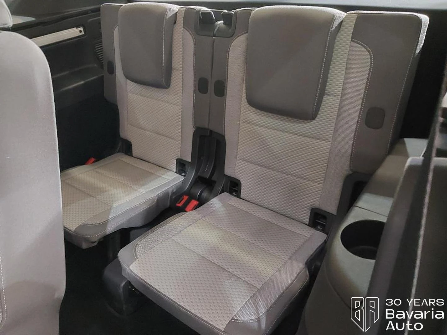 VW Touran Comfortline DSG, снимка 10 - Автомобили и джипове - 55767098