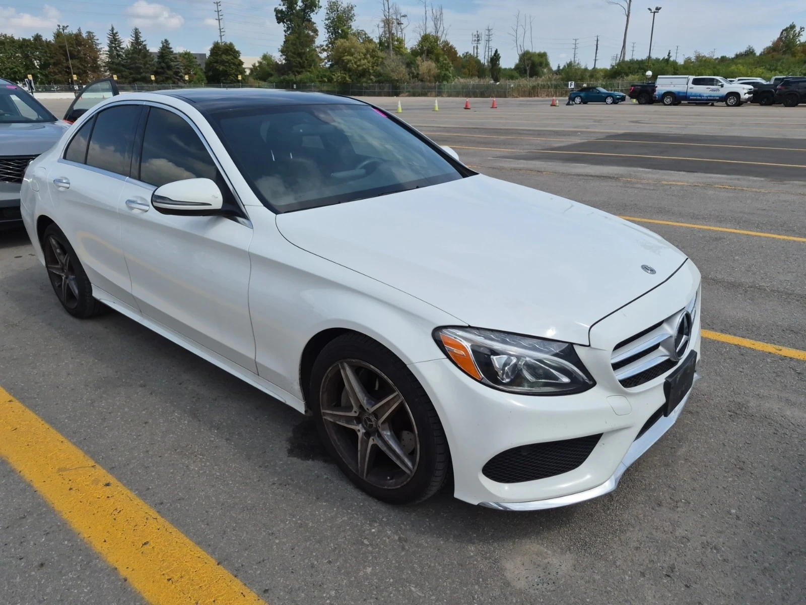 Mercedes-Benz C 300 CARFAX / АВТОКРЕДИТ , снимка 2 - Автомобили и джипове - 55832060