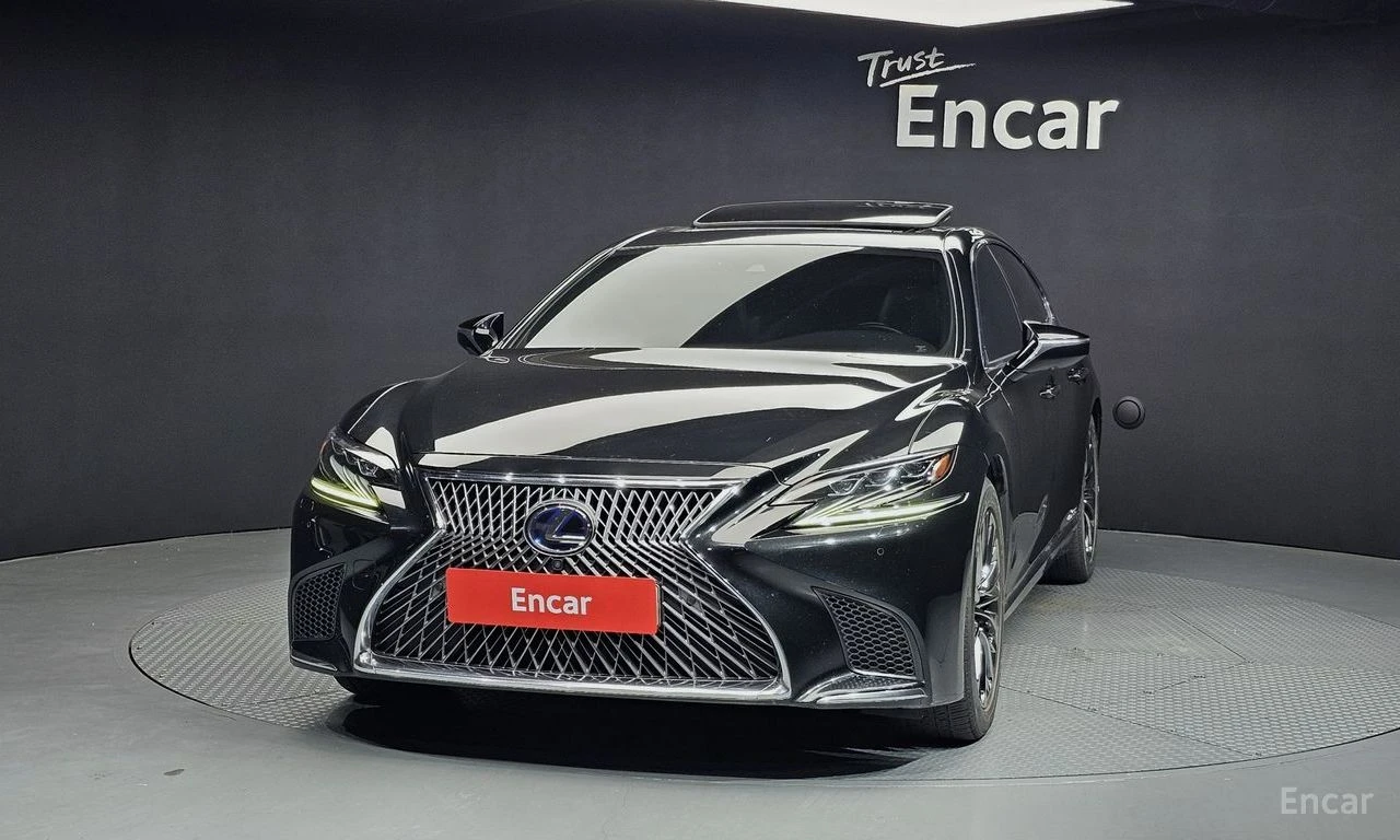 Lexus LS 500 3.5 PLATINUM* МАСАЖ* 360 КАМЕРИ* ОБДУХВАНЕ* КРАЙНА, снимка 2 - Автомобили и джипове - 56523903