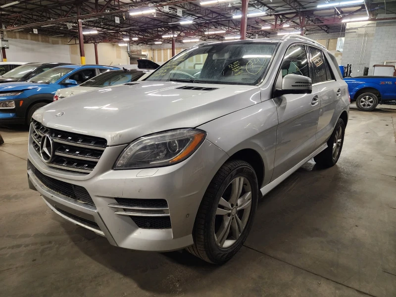 Mercedes-Benz ML 350 Bluetec 4Matic, снимка 1 - Автомобили и джипове - 47887938