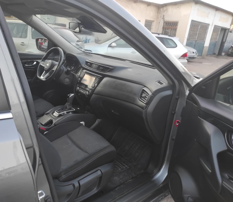 Nissan X-trail N-CONNECTA, снимка 8 - Автомобили и джипове - 49015332