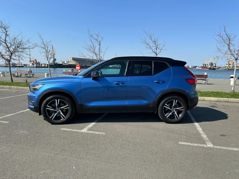 Volvo XC40 D3 R- Design , снимка 2 - Автомобили и джипове - 49583756