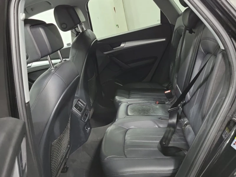 Audi Q5 * KOMFORT * CARFAX * , снимка 12 - Автомобили и джипове - 52959140