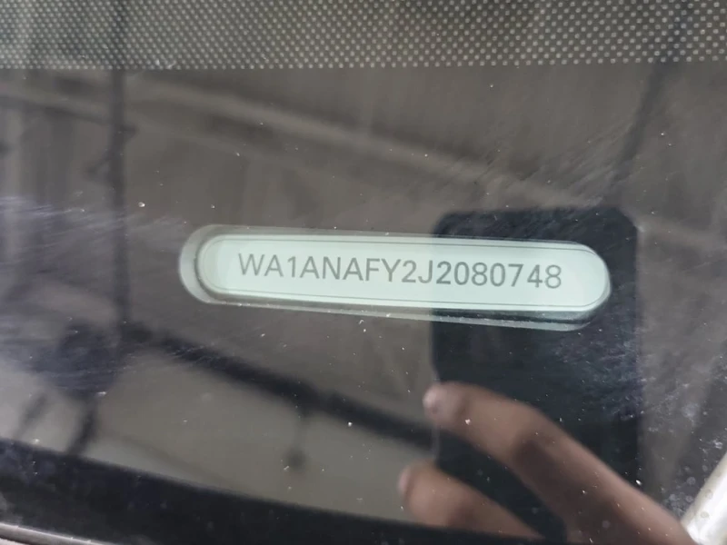 Audi Q5 * KOMFORT * CARFAX * , снимка 15 - Автомобили и джипове - 52959140