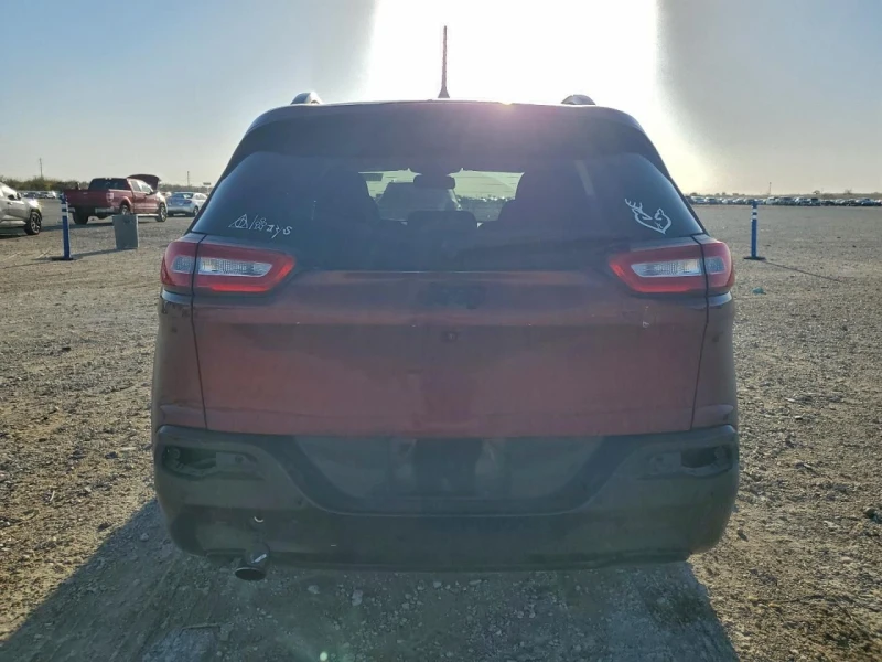 Jeep Cherokee, снимка 6 - Автомобили и джипове - 53153438