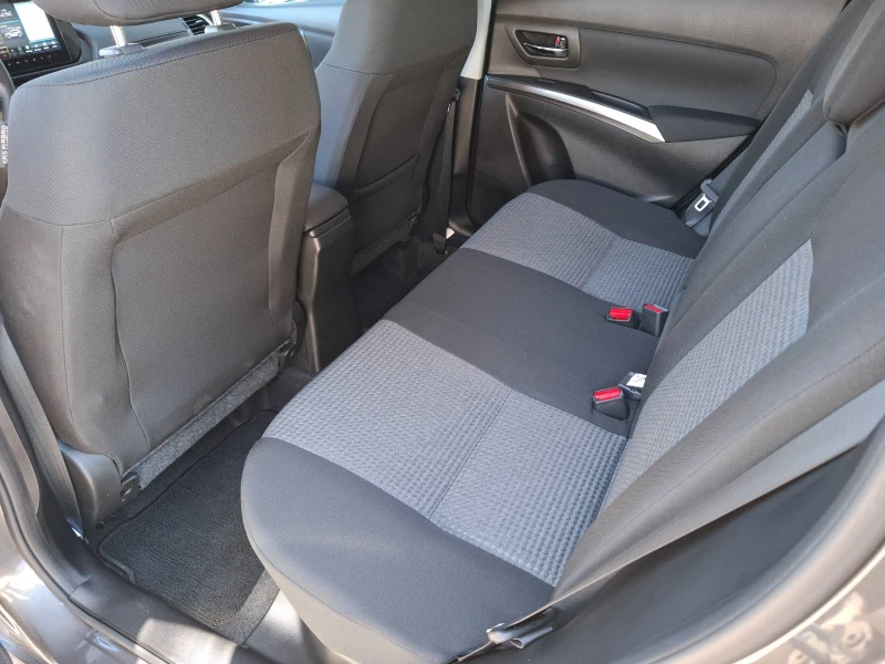 Suzuki SX4 S-Cross GL+ 2WD Hybrid 6AT, снимка 6 - Автомобили и джипове - 53259900