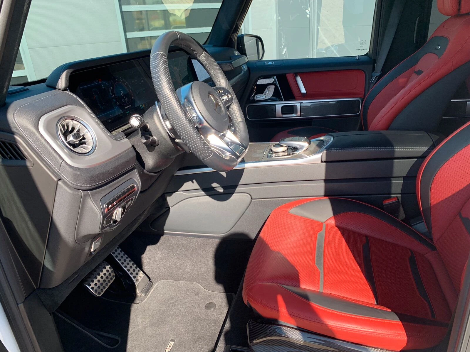 Mercedes-Benz G 63 AMG Com / AHK / Multibeam / CARBON / - изображение 8