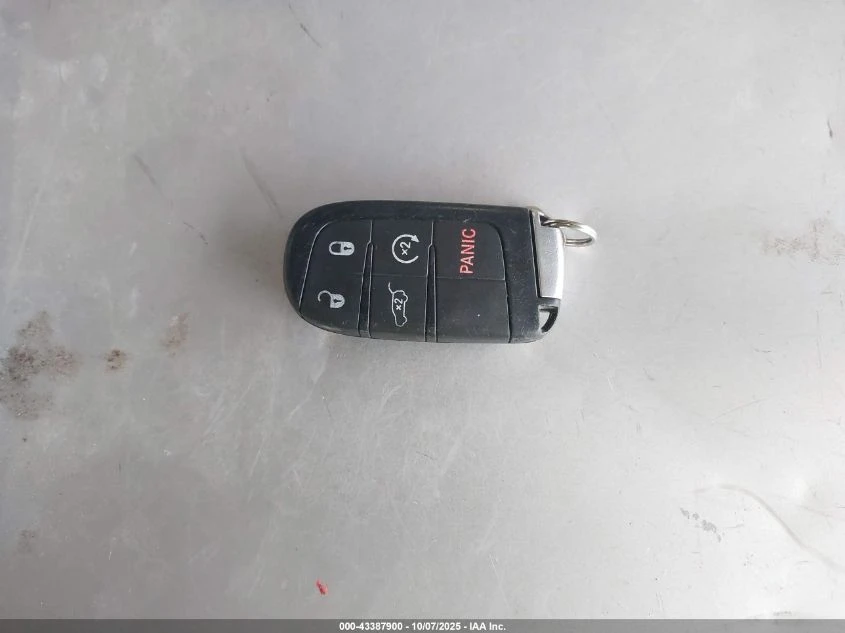 Jeep Grand cherokee 3.6L V-6 DOHC, VVT, 290HP 4X4 Drive - изображение 3