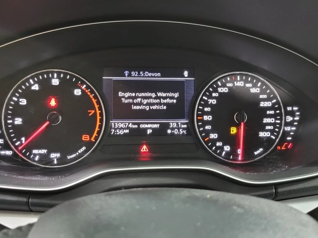 Audi Q5 * KOMFORT * CARFAX *  - изображение 10