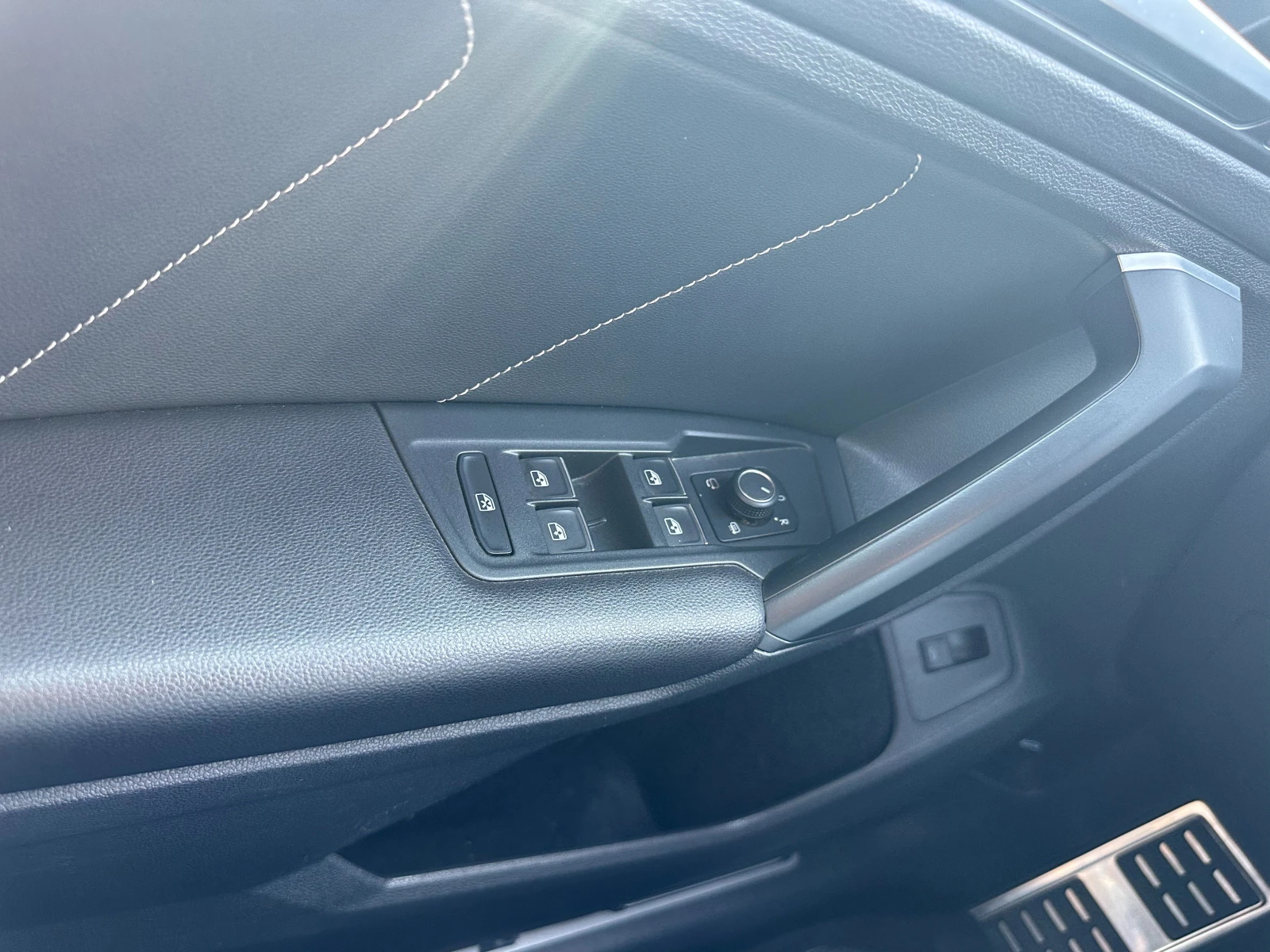 VW Tiguan R-Line 2.0 TSI 4Motion DSG, снимка 13 - Автомобили и джипове - 53923986