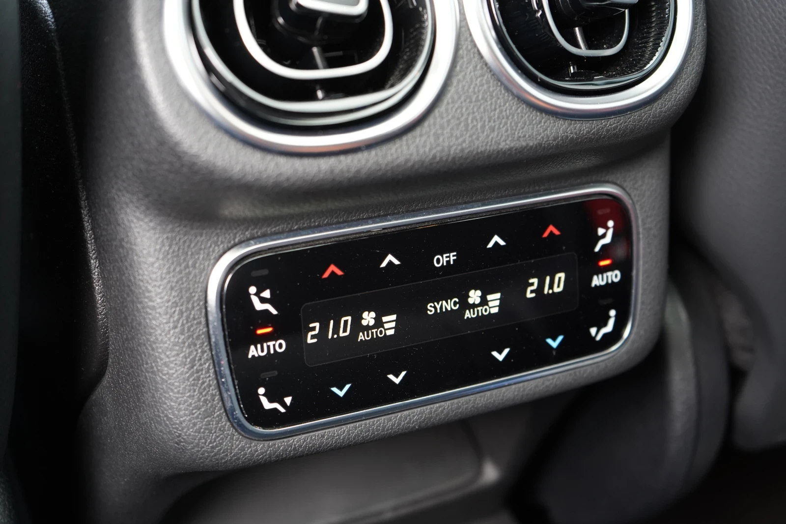 Mercedes-Benz GLC 43 AMG M* BURM* PANO* HEAD UP* KEYLESS* EXCLUSIVE | Mobile.bg � ����������� 14