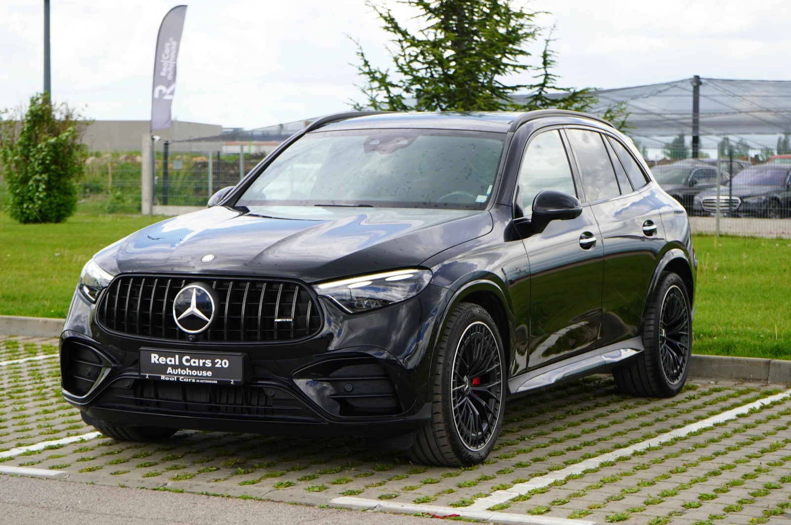 Mercedes-Benz GLC 43 AMG M* BURM* PANO* HEAD UP* KEYLESS* EXCLUSIVE | Mobile.bg � ����������� 1