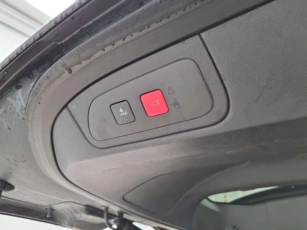 DS DS 7 Crossback Opera 4x4 Pano Night Keyless, снимка 10 - Автомобили и джипове - 55449437