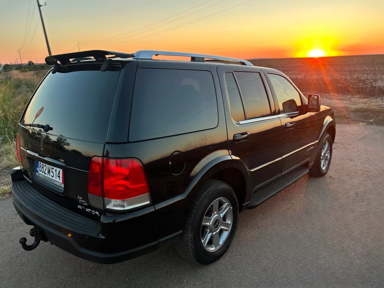 Lincoln Aviator, снимка 9 - Автомобили и джипове - 56140832
