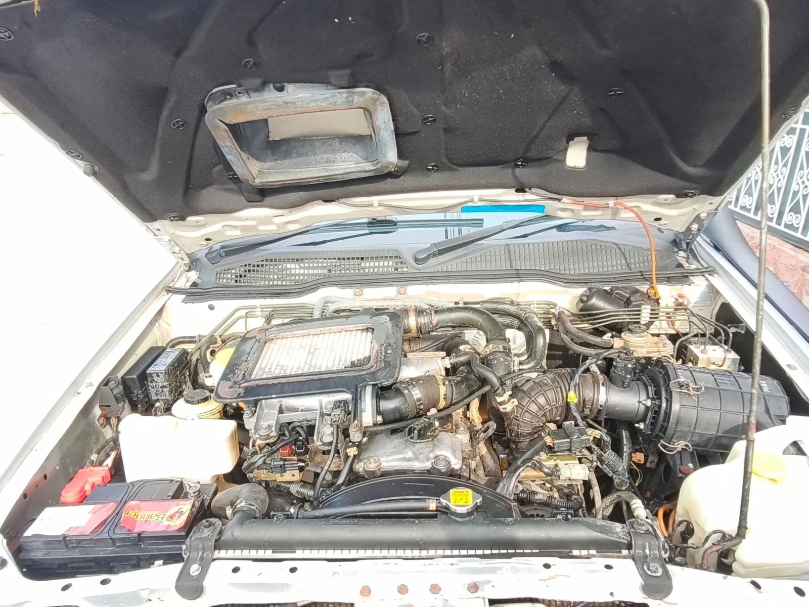 Nissan Terrano, снимка 12 - Автомобили и джипове - 56450586