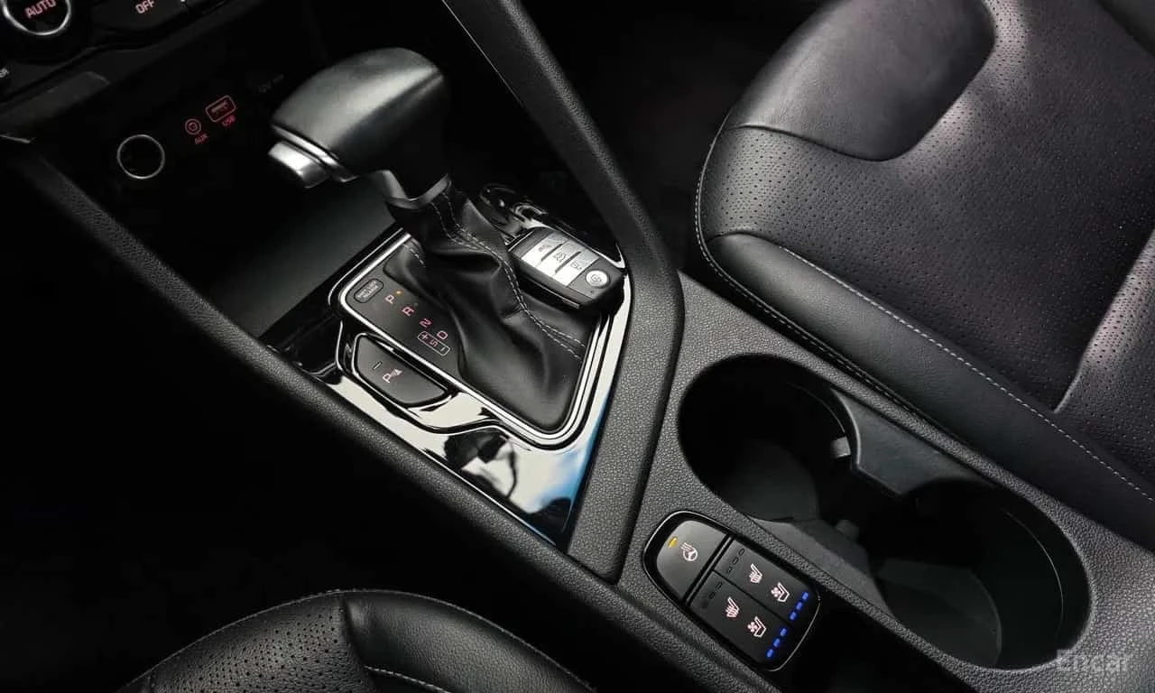 Kia Niro * Noblesse * , снимка 9 - Автомобили и джипове - 56597335