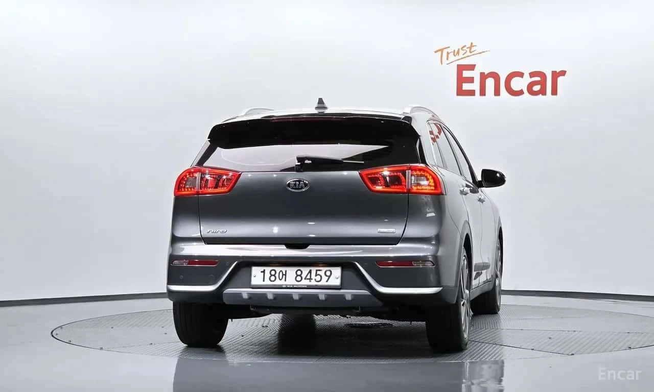 Kia Niro * Noblesse * , снимка 4 - Автомобили и джипове - 56597335