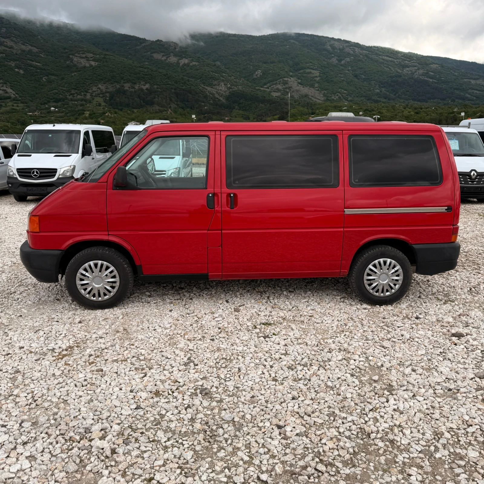 VW T4 2.5TDi 9МЕСТЕН - изображение 4