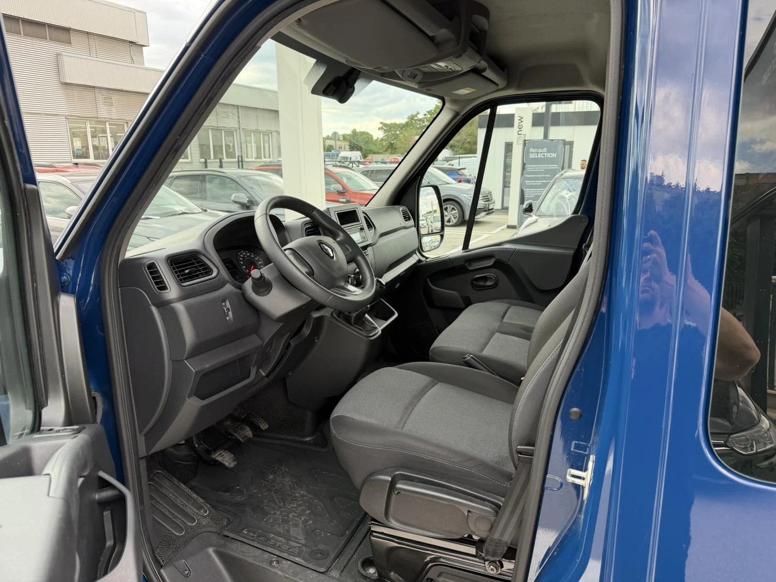 Renault Master 2.3blueDCi/136k.c./L2H3, снимка 10 - Бусове и автобуси - 54738509