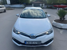 Toyota Auris 1.8 Hybrid, снимка 1