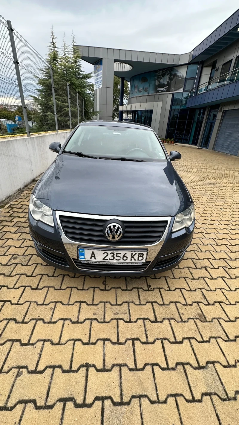 VW Passat 2.0 TDI DSG, снимка 1 - Автомобили и джипове - 47419576