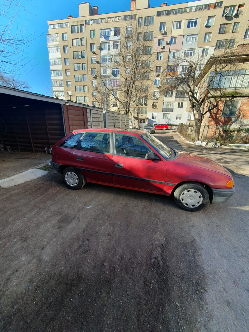 Opel Astra, снимка 5 - Автомобили и джипове - 48726610