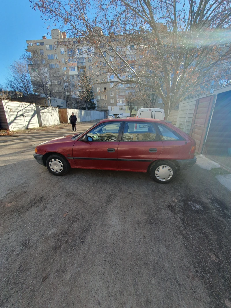 Opel Astra, снимка 6 - Автомобили и джипове - 48726610