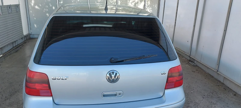 VW Golf 1.6, снимка 5 - Автомобили и джипове - 48807024