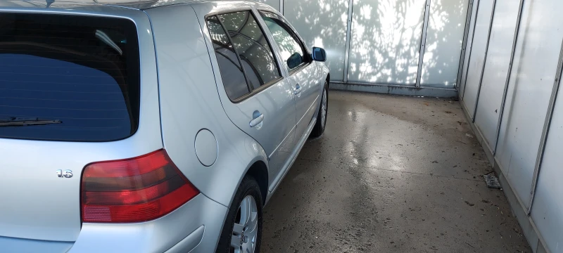 VW Golf 1.6, снимка 7 - Автомобили и джипове - 48807024