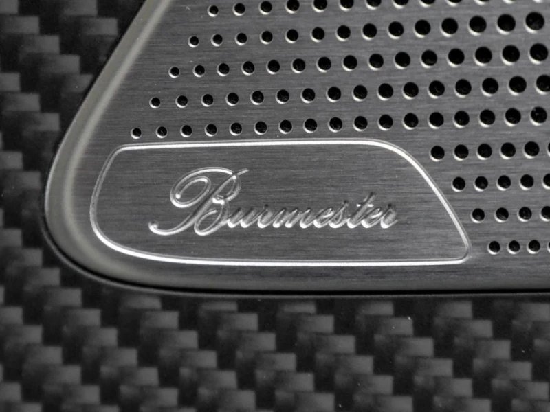 Mercedes-Benz AMG GT 53/4MATIC/CARBON/V8 STYLE/BURM/360/NIGHT/MULTIBEAM, снимка 9 - Автомобили и джипове - 51420705