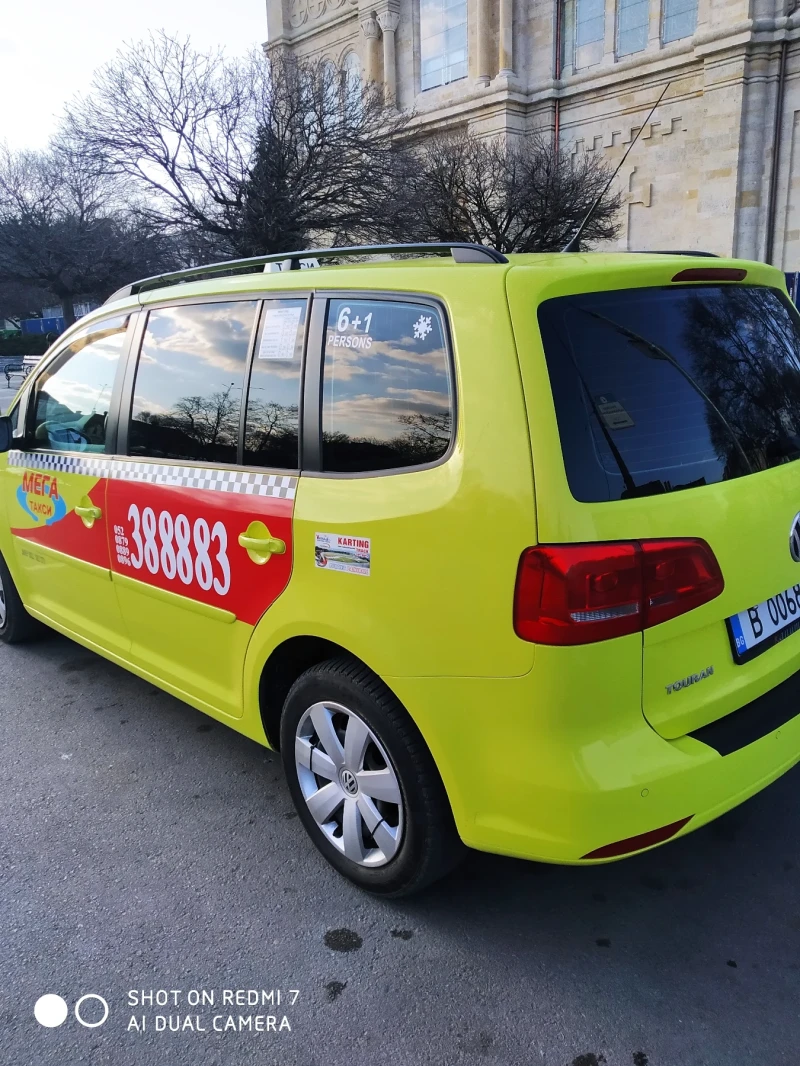 VW Touran TSI, снимка 5 - Автомобили и джипове - 52118207