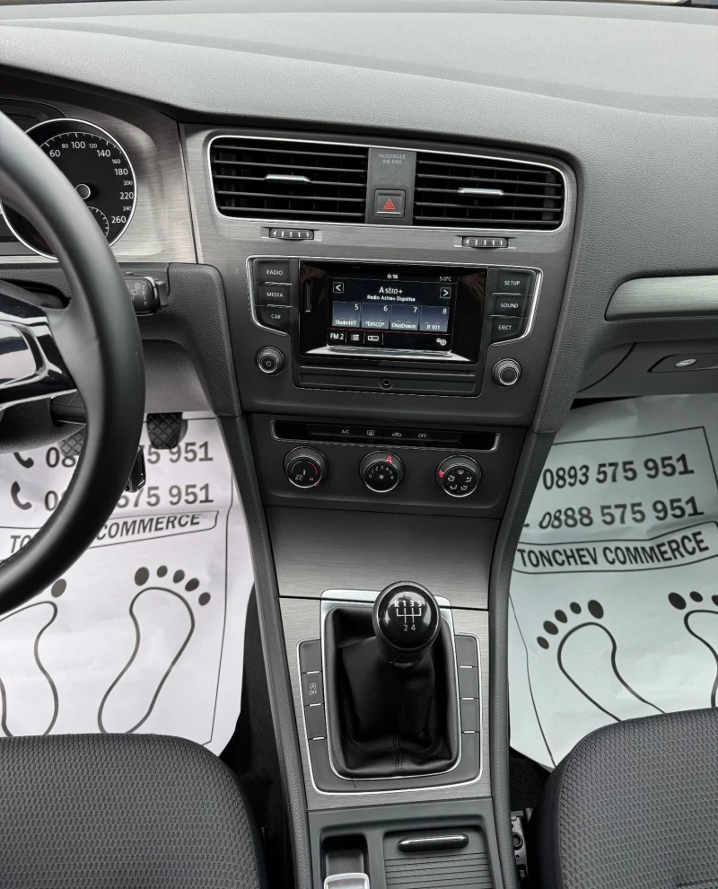 VW Golf 1.6-TDI-TOP-NEW-183.000km-UNIKAT-NAVI-PERFEKT, снимка 9 - Автомобили и джипове - 52717244