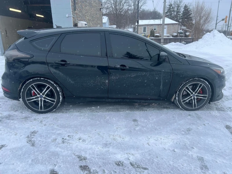 Ford Focus * ST * CARFAX * БЕЗ ПЪРВОНАЧАЛНА ВНОСКА, снимка 3 - Автомобили и джипове - 52972851