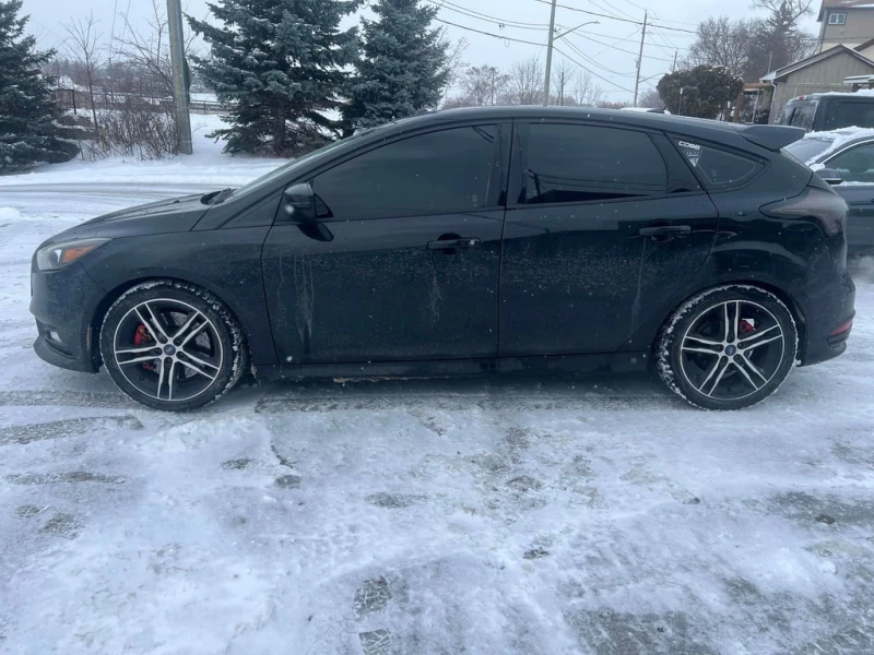 Ford Focus * ST * CARFAX * БЕЗ ПЪРВОНАЧАЛНА ВНОСКА, снимка 2 - Автомобили и джипове - 52972851