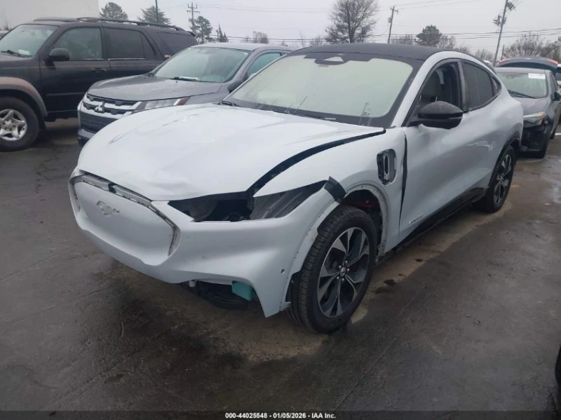 Ford Mustang Mach-E Premium RWD, снимка 2 - Автомобили и джипове - 53587224