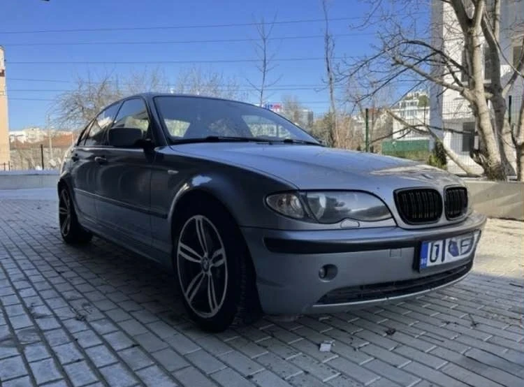 BMW 330, снимка 10 - Автомобили и джипове - 52680838