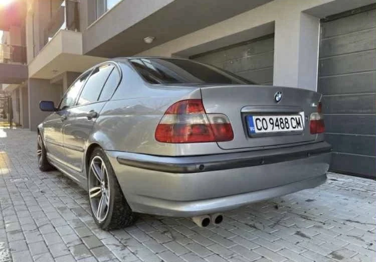 BMW 330, снимка 12 - Автомобили и джипове - 52680838