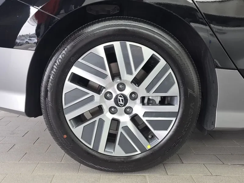 Hyundai Ioniq 6 LONG RANGE EXCLUSIVE | Mobile.bg � ����������� 9