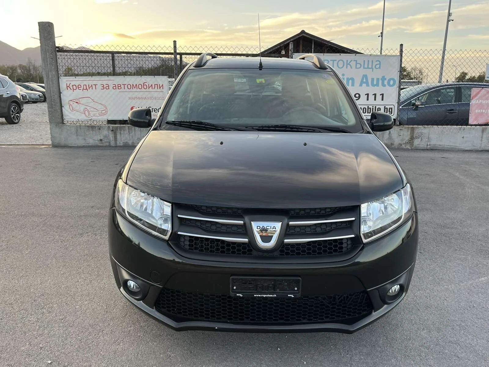 Dacia Logan 0.9I 90кс EURO 5B NAVI КЛИМАТИК  ВНОС ШВЕЙЦАРИЯ - изображение 2