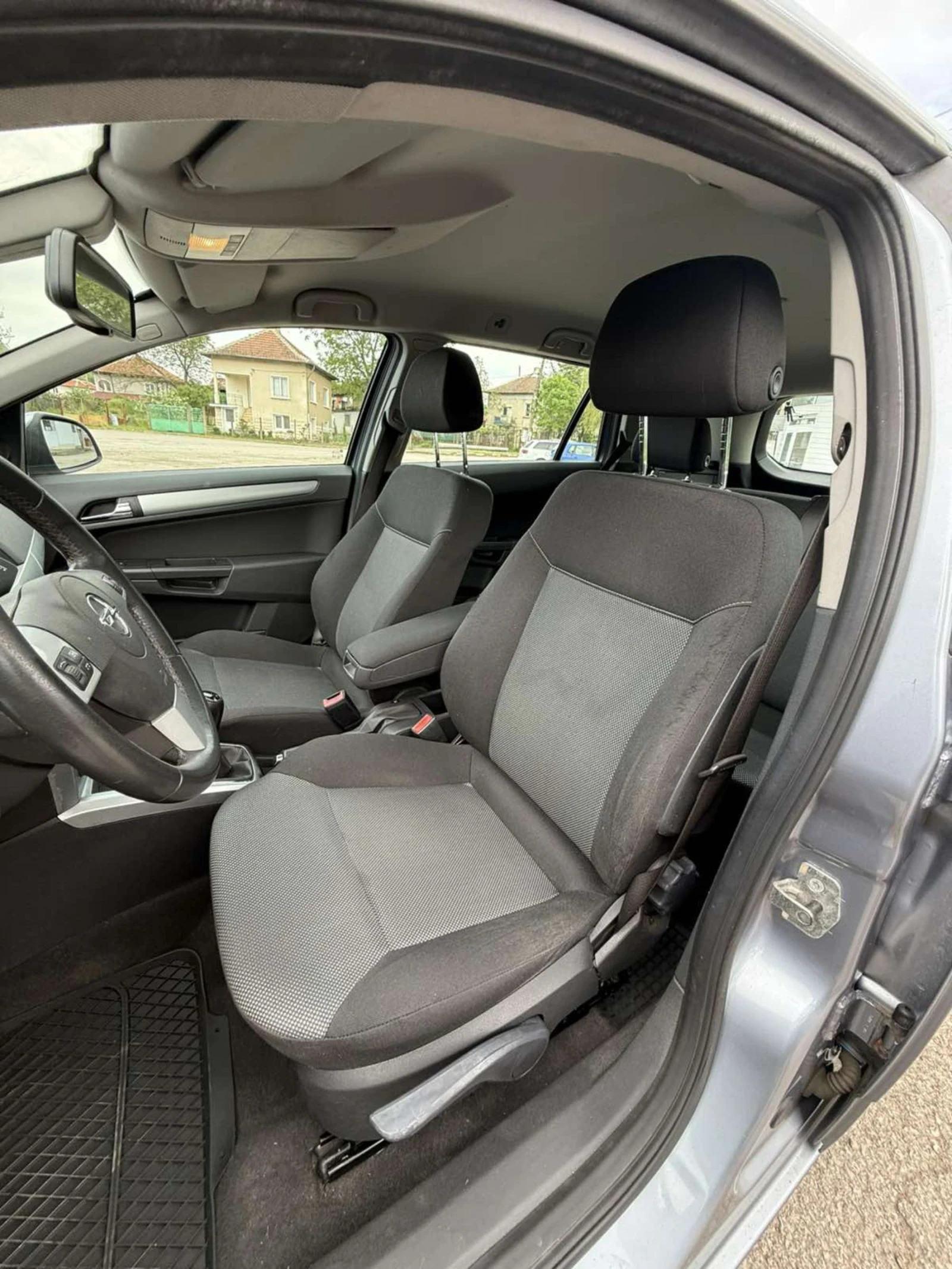 Opel Astra 1.6i - изображение 9