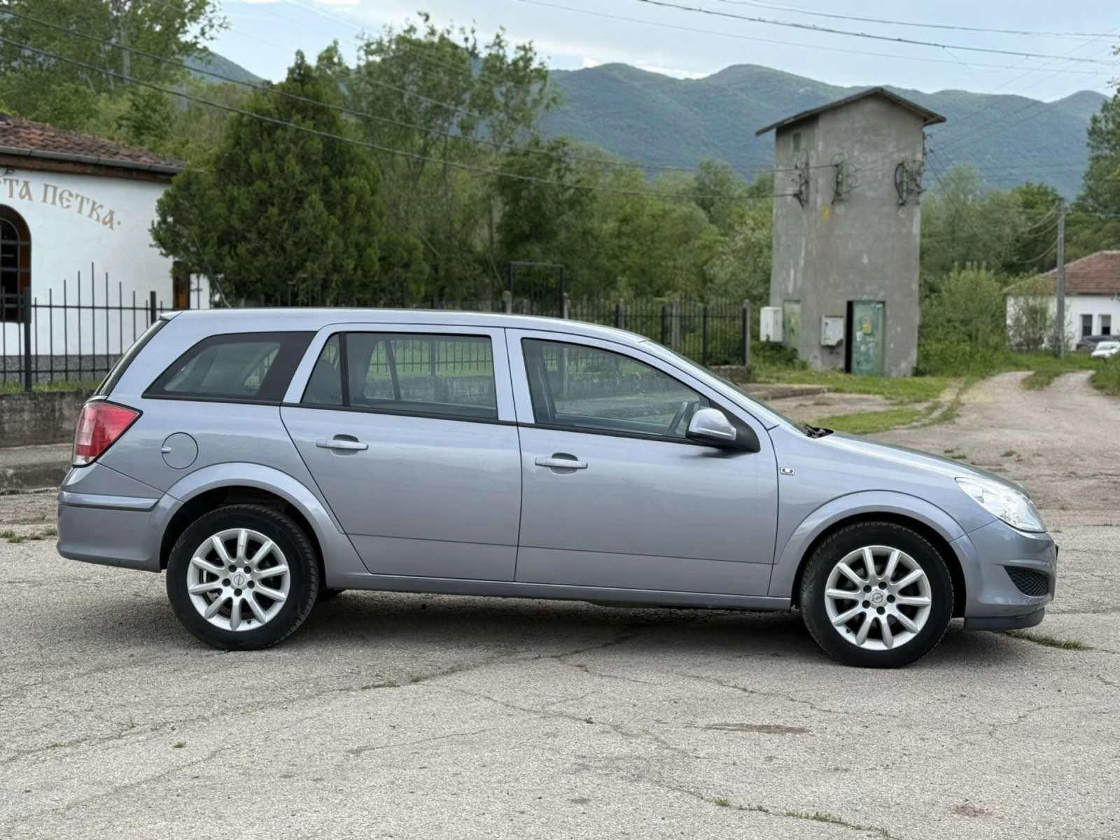 Opel Astra 1.6i - изображение 4