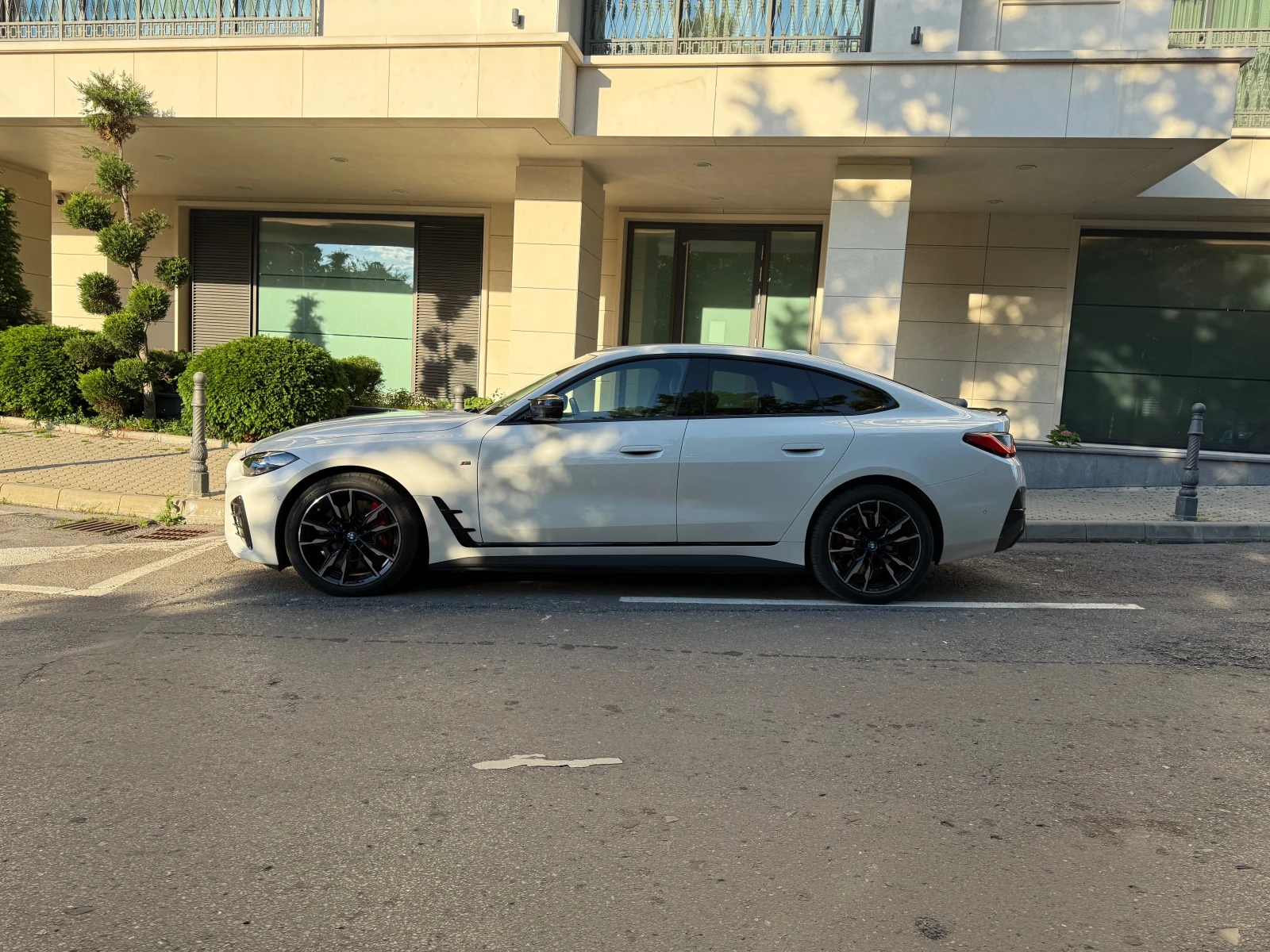 BMW i4 m50 Carbon Лизинг Гаранция - изображение 6
