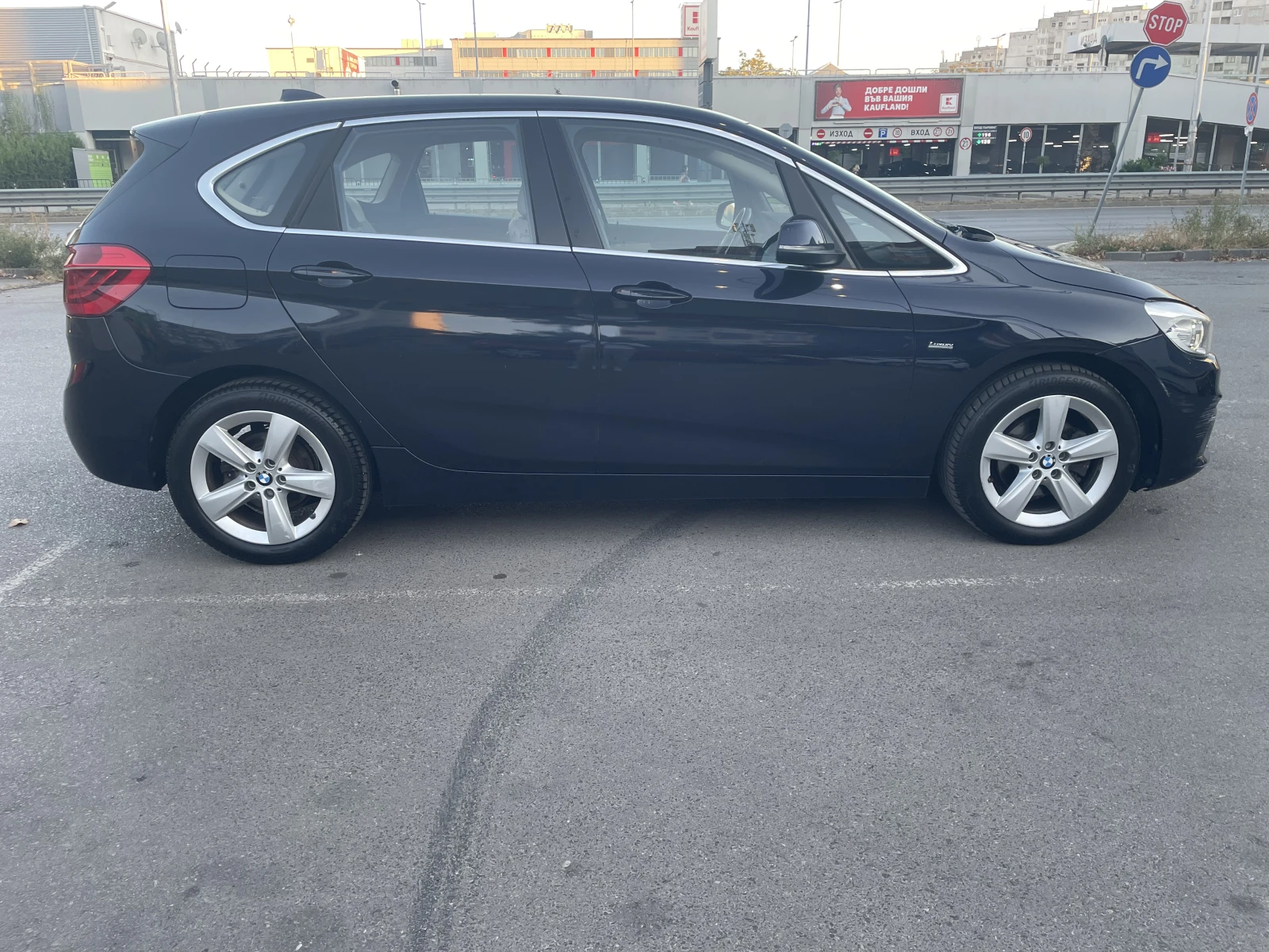 BMW 2 Active Tourer 216D - изображение 5