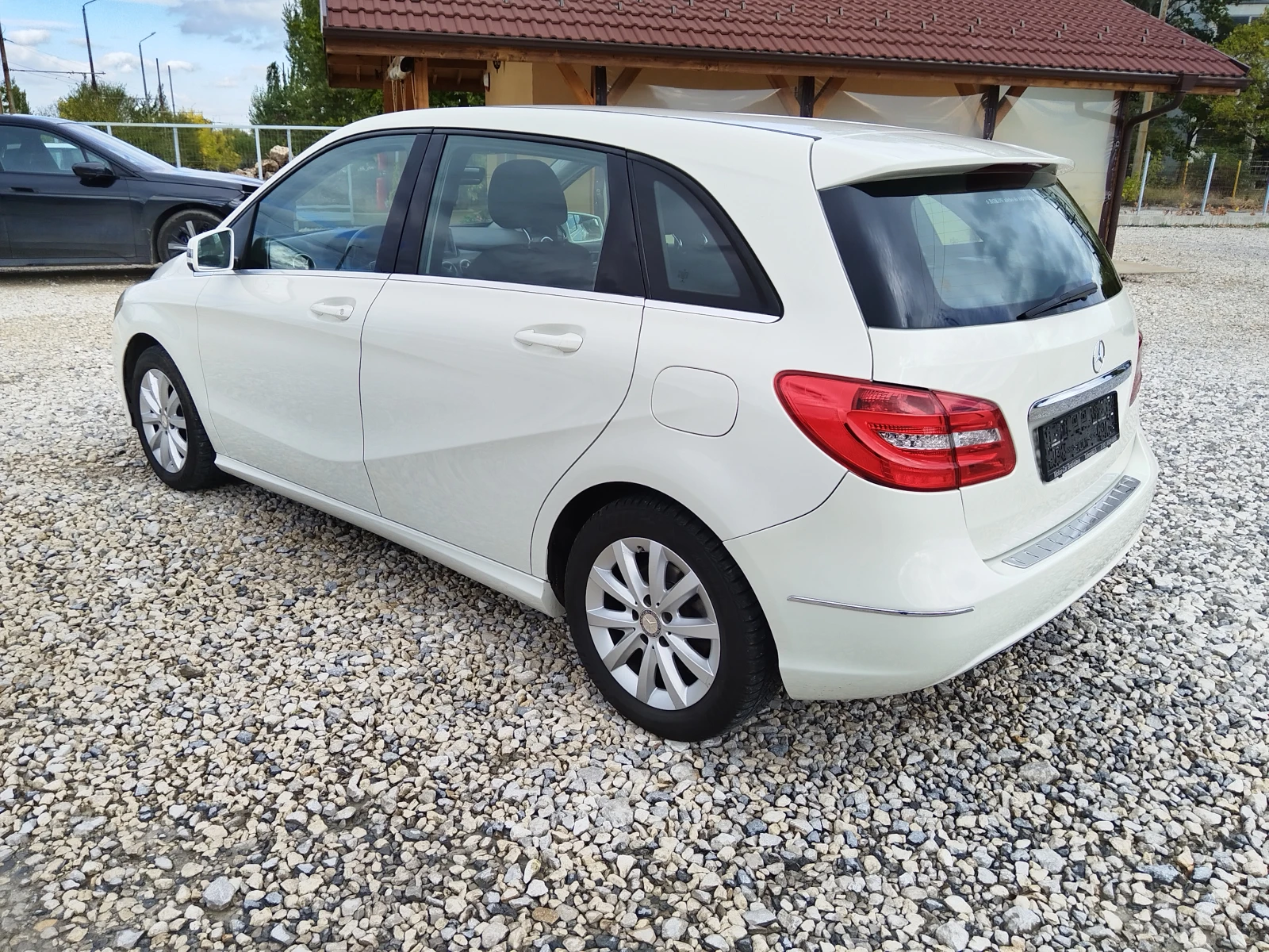 Mercedes-Benz B 180 1.5CDI-NAVI-LED-КСЕНОН-EURO5B - изображение 4